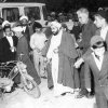 حضرت حجت الاسلام شهید شیخ احمد کافی (ره) عازم برای عیادت از بیماران بیمارستان دارآباد
