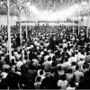 تصویر مجلس ختم حجت الاسلام شهید شیخ احمد کافی (ره) که از طرف خاندان کافی در مهدیه تهران به تاریخ 1357/5/5برگزار شده بود